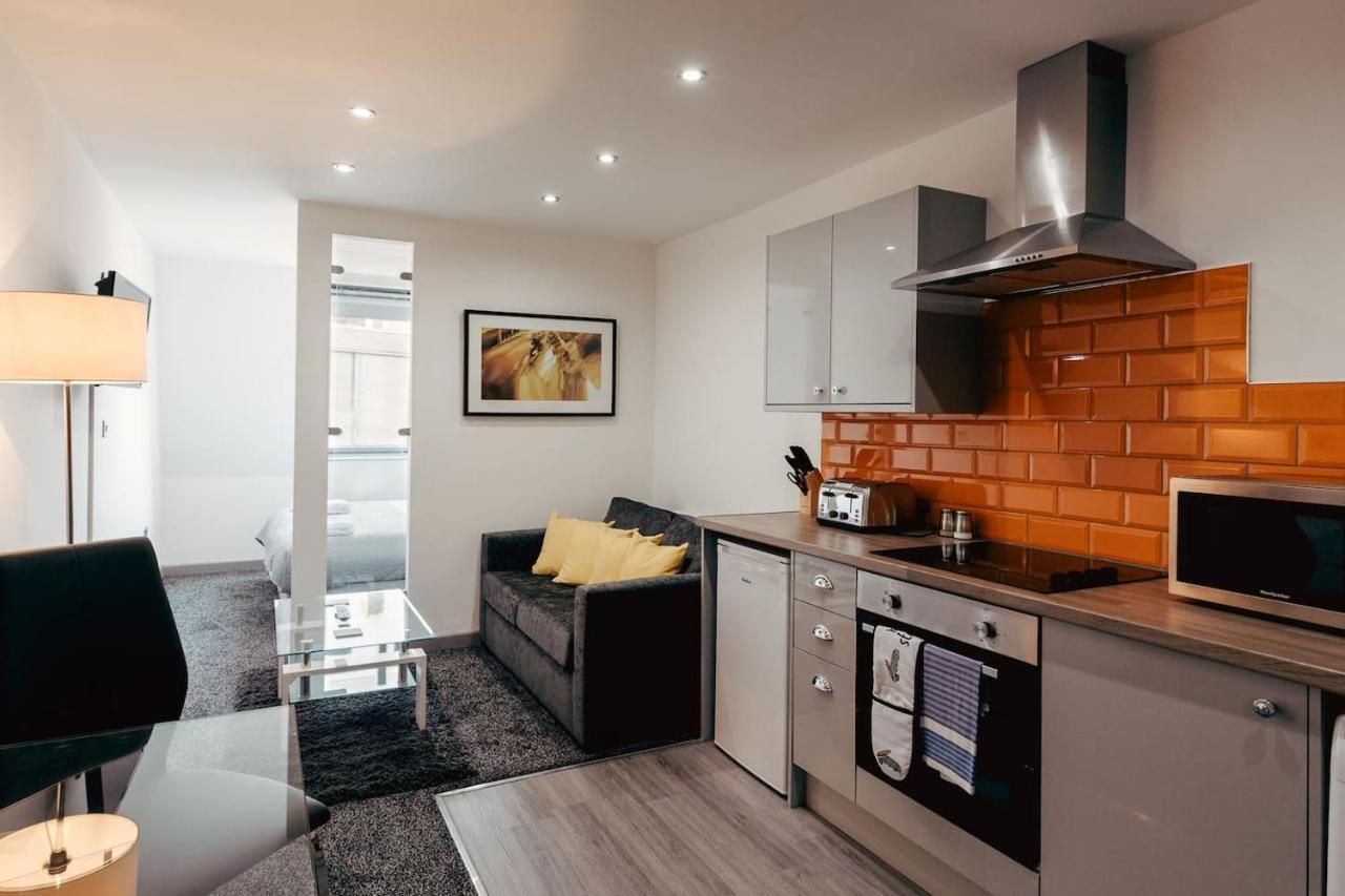 House, 215 Apartment